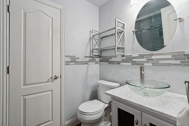 5904 Stewart Circle, The Colony, TX 75056