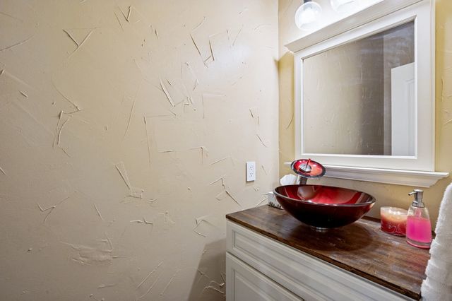 5904 Stewart Circle, The Colony, TX 75056
