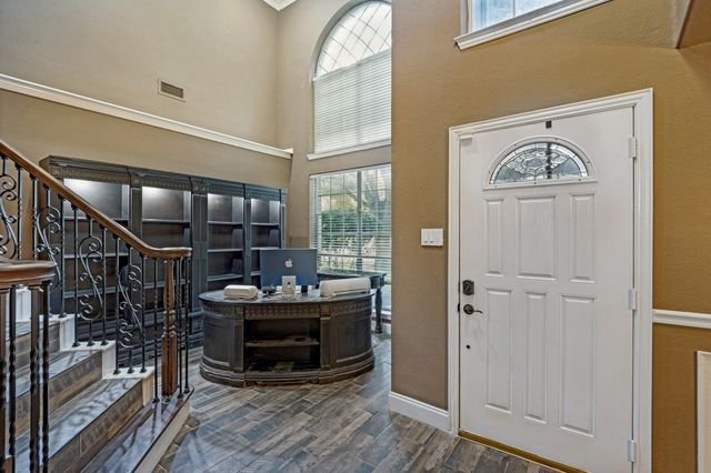 5904 Stewart Circle, The Colony, TX 75056