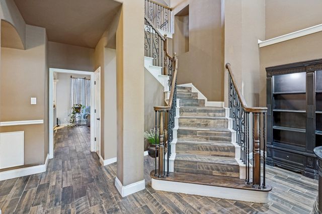 5904 Stewart Circle, The Colony, TX 75056