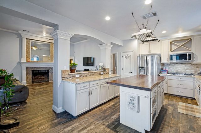 5904 Stewart Circle, The Colony, TX 75056