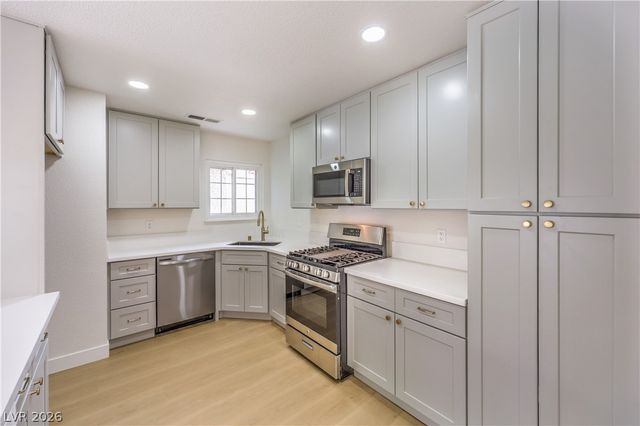 1761 Rowan Tree Drive, Las Vegas, NV 89123