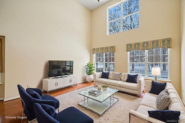 48 Kate Circle, Middle Island, NY 11953