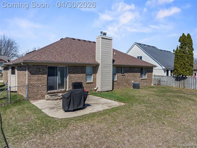 50108 Buccaneer Drive, Macomb, MI 48044
