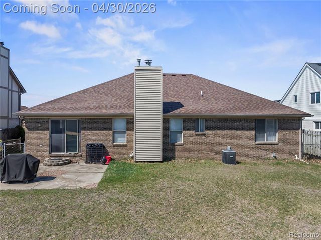 50108 Buccaneer Drive, Macomb, MI 48044