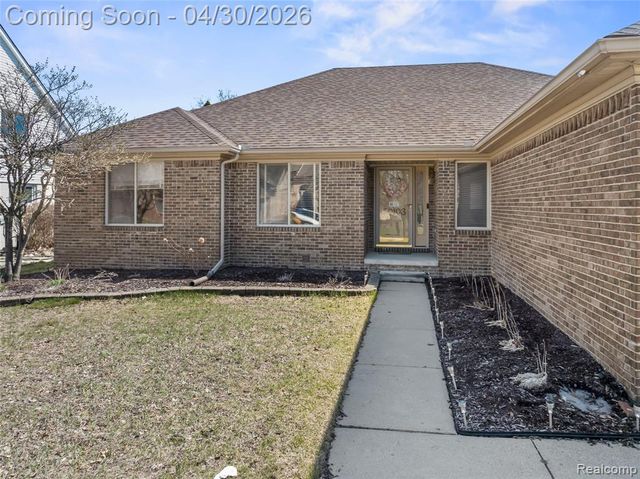 50108 Buccaneer Drive, Macomb, MI 48044