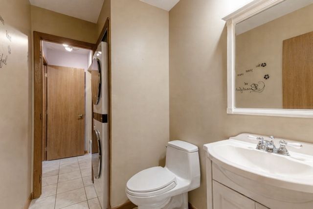 15 Echo Court 8, Vernon Hills, IL 60061