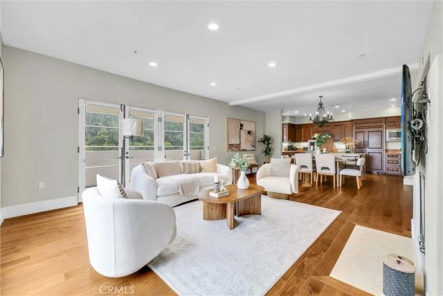 975 Silver Spur Road, Rolling Hills Estates, CA 90274