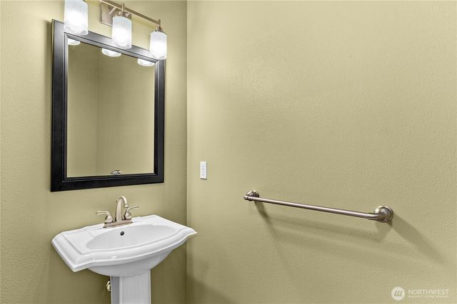 3701 Kinsale Lane SE, Olympia, WA 98501