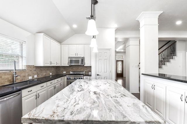 28119 Rusty Hawthorne Drive, Katy, TX 77494