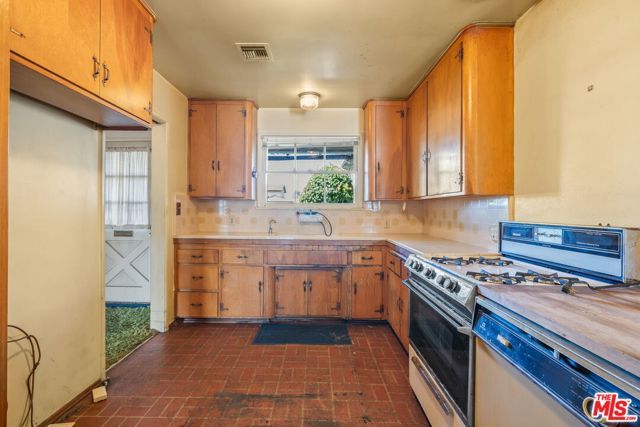 336 Trayer Avenue, Glendora, CA 91741