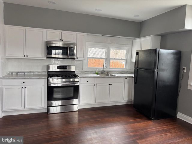 1500 N 4TH AVE, Altoona, PA 16601