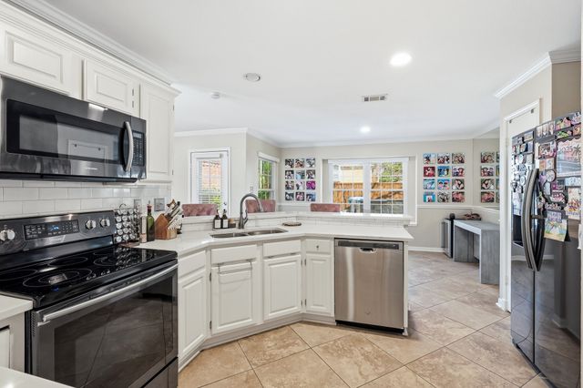 1913 Maplewood Trail, Colleyville, TX 76034