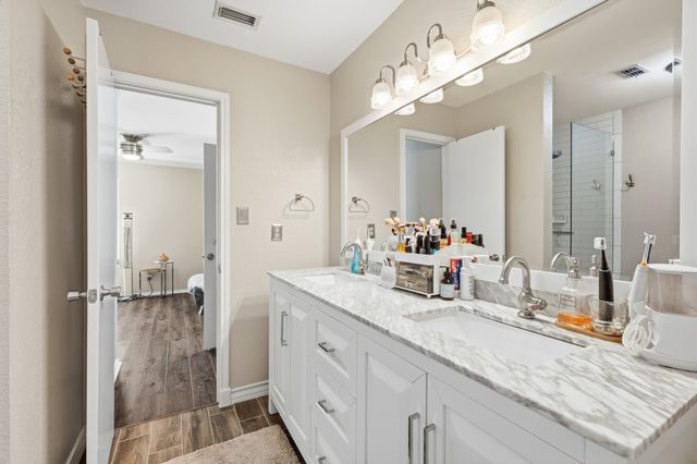 1913 Maplewood Trail, Colleyville, TX 76034