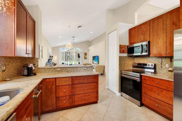 6737 Southport Drive, Boynton Beach, FL 33472