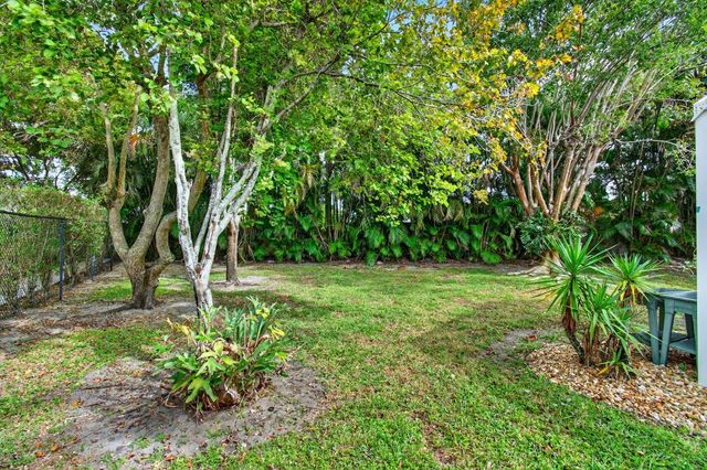6737 Southport Drive, Boynton Beach, FL 33472
