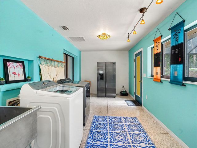 2320 LAKE SHORE DRIVE, Nokomis, FL 34275