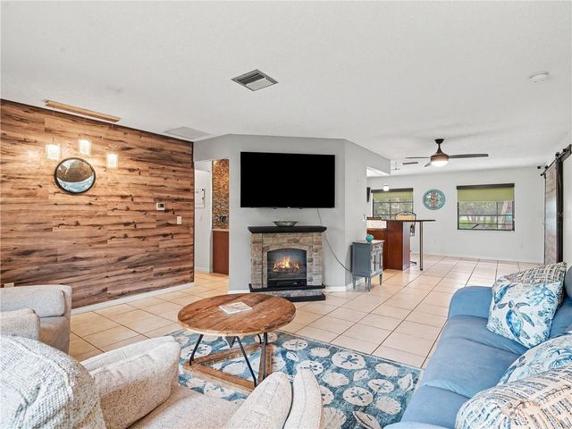 2320 LAKE SHORE DRIVE, Nokomis, FL 34275