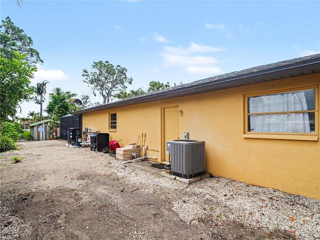 2320 LAKE SHORE DRIVE, Nokomis, FL 34275