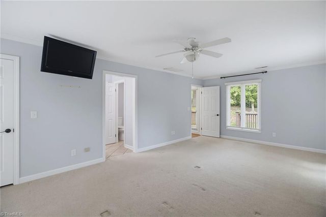 175 Sandtrap Lane, Pilot Mountain, NC 27041