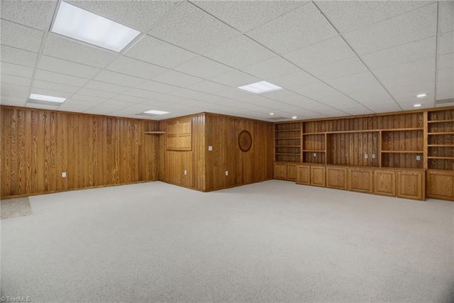 175 Sandtrap Lane, Pilot Mountain, NC 27041