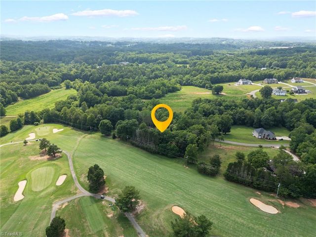 175 Sandtrap Lane, Pilot Mountain, NC 27041