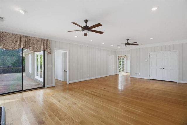 175 Sandtrap Lane, Pilot Mountain, NC 27041