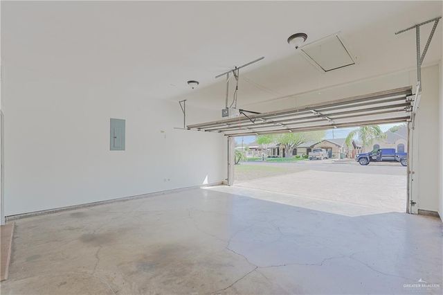 906 San Cristobal Street, San Juan, TX 78589