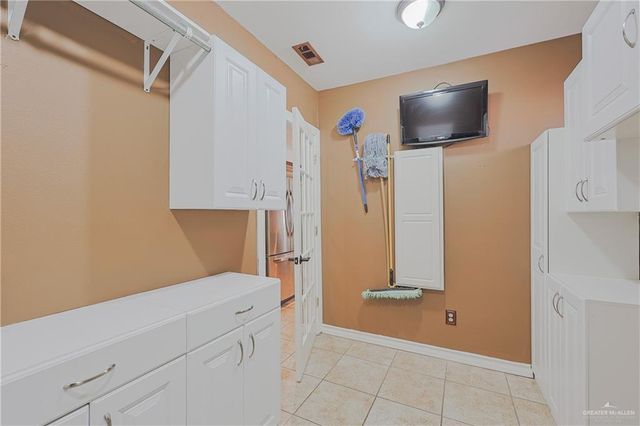 906 San Cristobal Street, San Juan, TX 78589