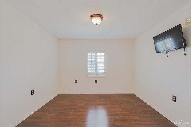 906 San Cristobal Street, San Juan, TX 78589