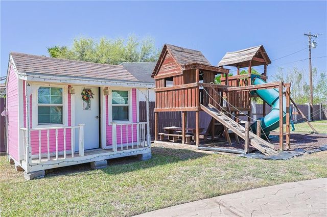 906 San Cristobal Street, San Juan, TX 78589