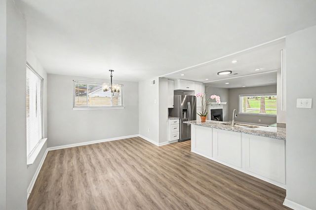 5919 Old Harding Pike, Nashville, TN 37205