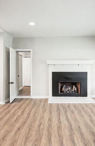 5919 Old Harding Pike, Nashville, TN 37205