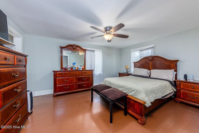 913 Bern Street, New Bern, NC 28560