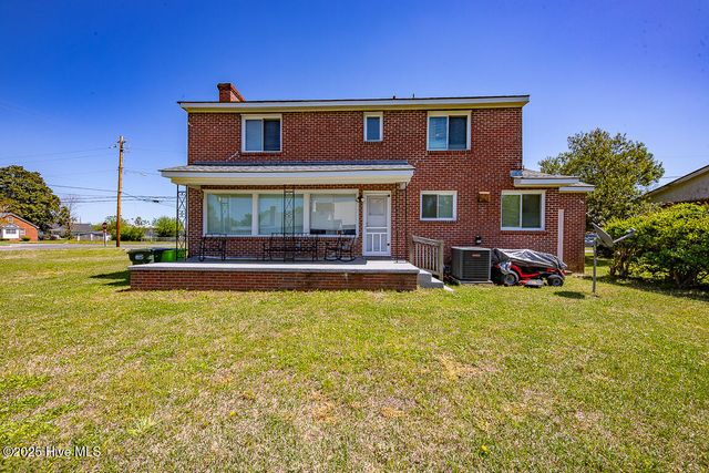 913 Bern Street, New Bern, NC 28560