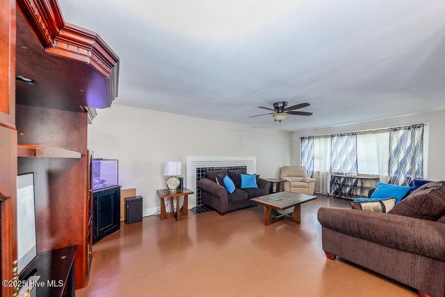 913 Bern Street, New Bern, NC 28560