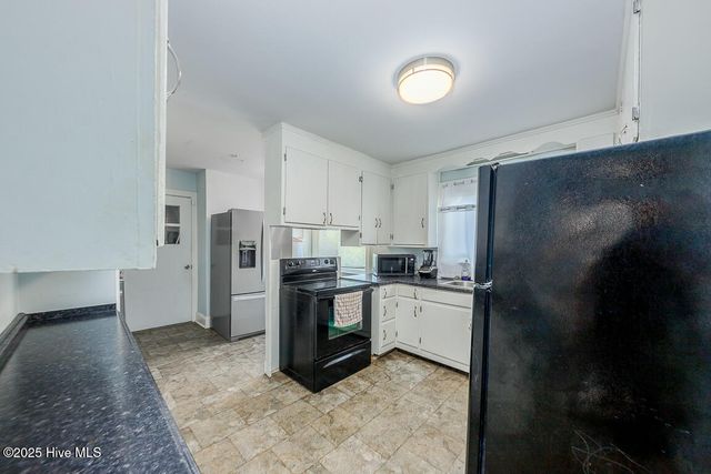 913 Bern Street, New Bern, NC 28560