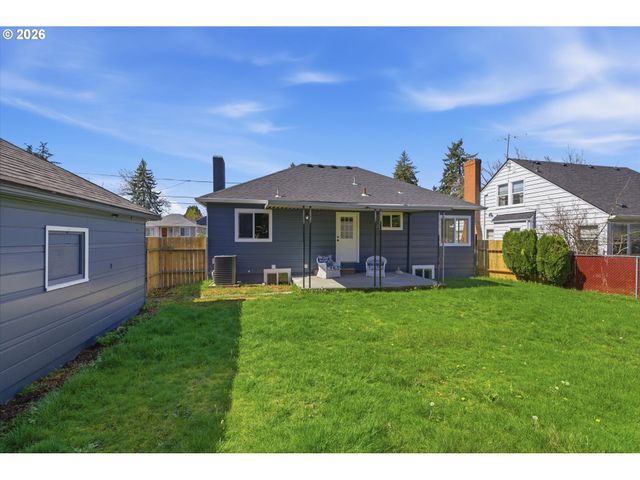 5818 Ne 35TH Pl, Portland, OR 97211