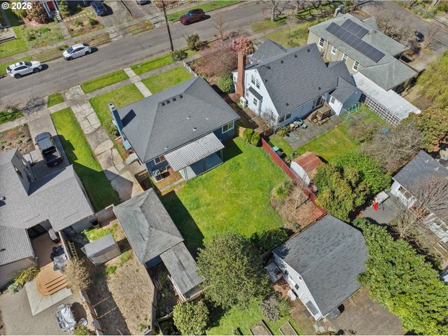 5818 Ne 35TH Pl, Portland, OR 97211