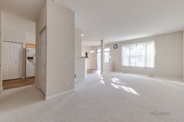 348 PINE LAKE Circle, Vernon Hills, IL 60061