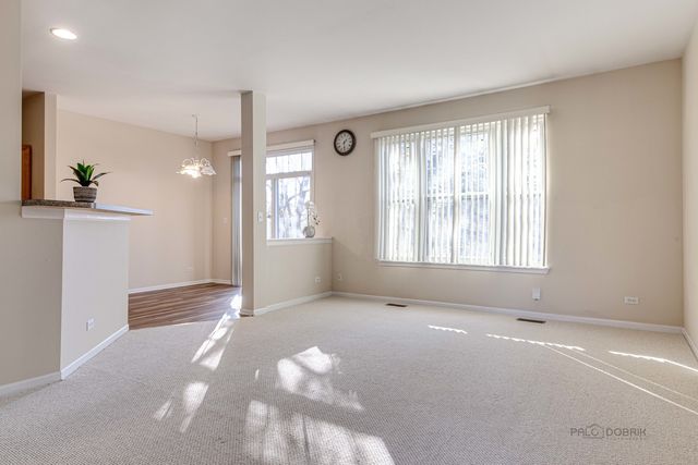 348 PINE LAKE Circle, Vernon Hills, IL 60061