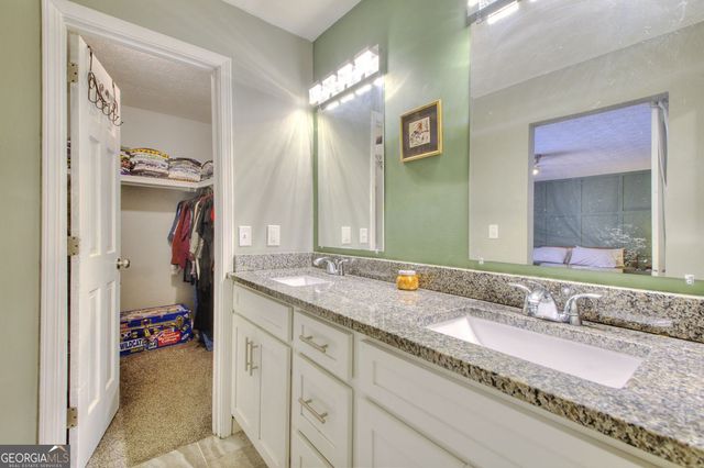 5315 Rockborough Trail, Stone Mountain, GA 30083