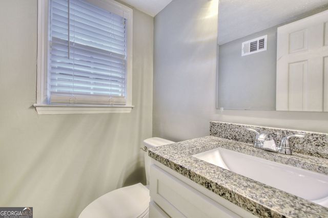 5315 Rockborough Trail, Stone Mountain, GA 30083