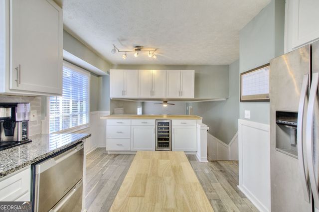 5315 Rockborough Trail, Stone Mountain, GA 30083