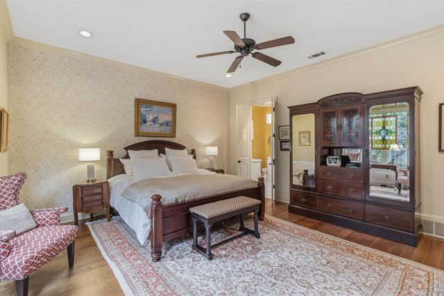 274 EASTLAND DR, Memphis, TN 38111