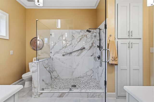 274 EASTLAND DR, Memphis, TN 38111