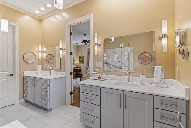 274 EASTLAND DR, Memphis, TN 38111