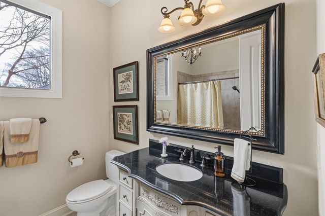 274 EASTLAND DR, Memphis, TN 38111