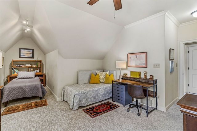 274 EASTLAND DR, Memphis, TN 38111