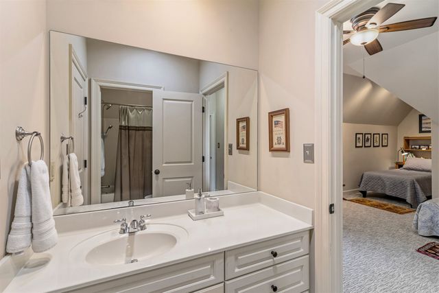 274 EASTLAND DR, Memphis, TN 38111